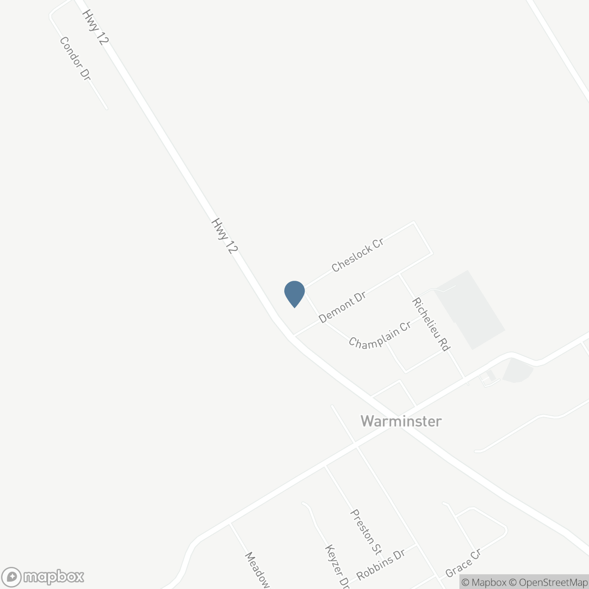 4 CHESLOCK CRESCENT, Warminster, Ontario L3V 8N8